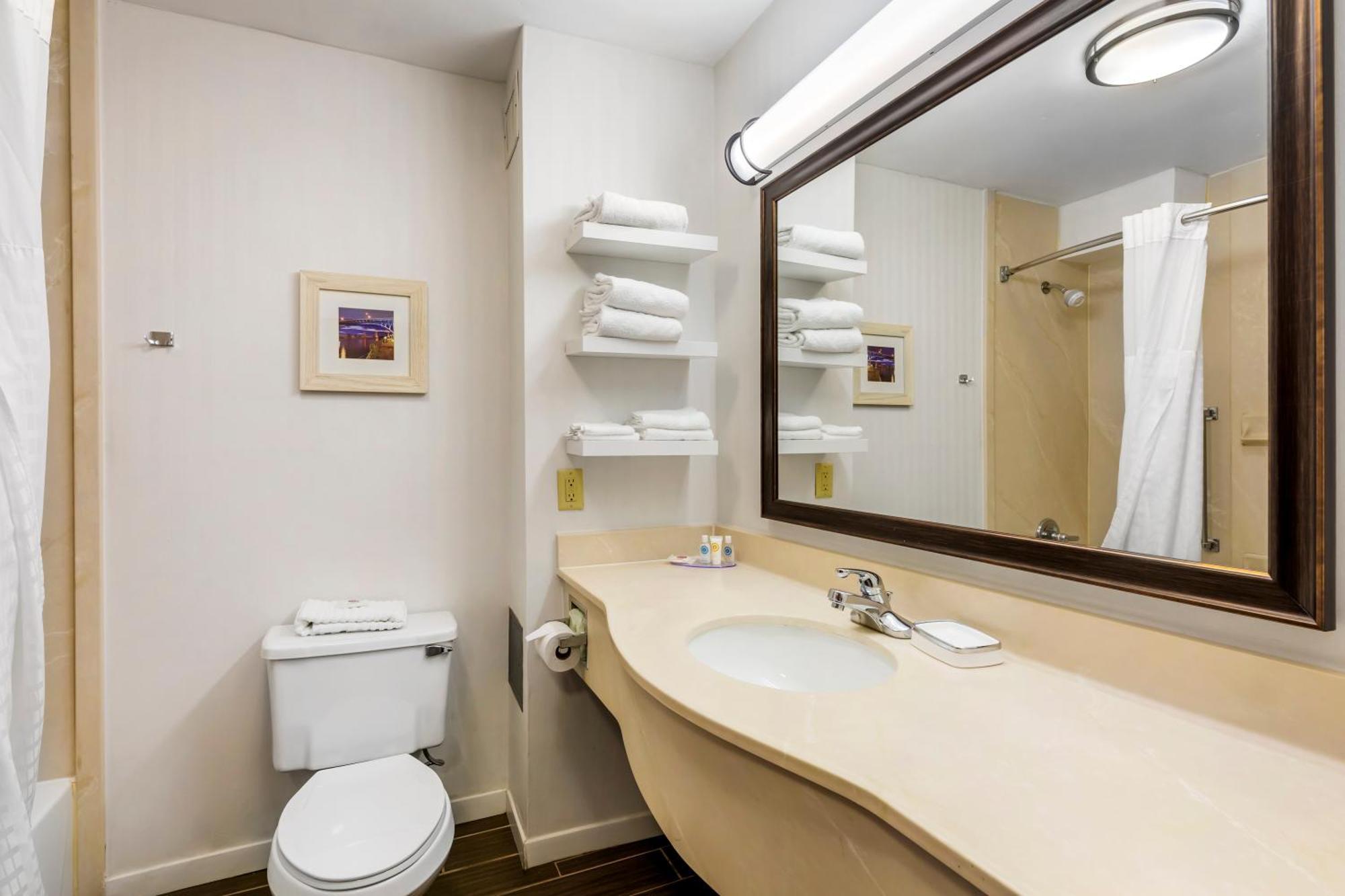 Comfort Inn, Cleveland South - Richfield Екстериор снимка